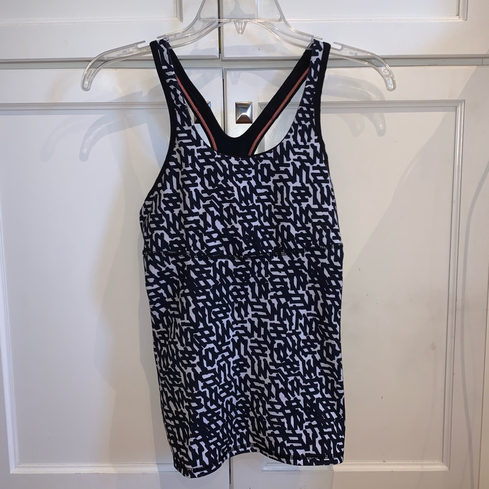 Lululemon Black and White Tight Racerback